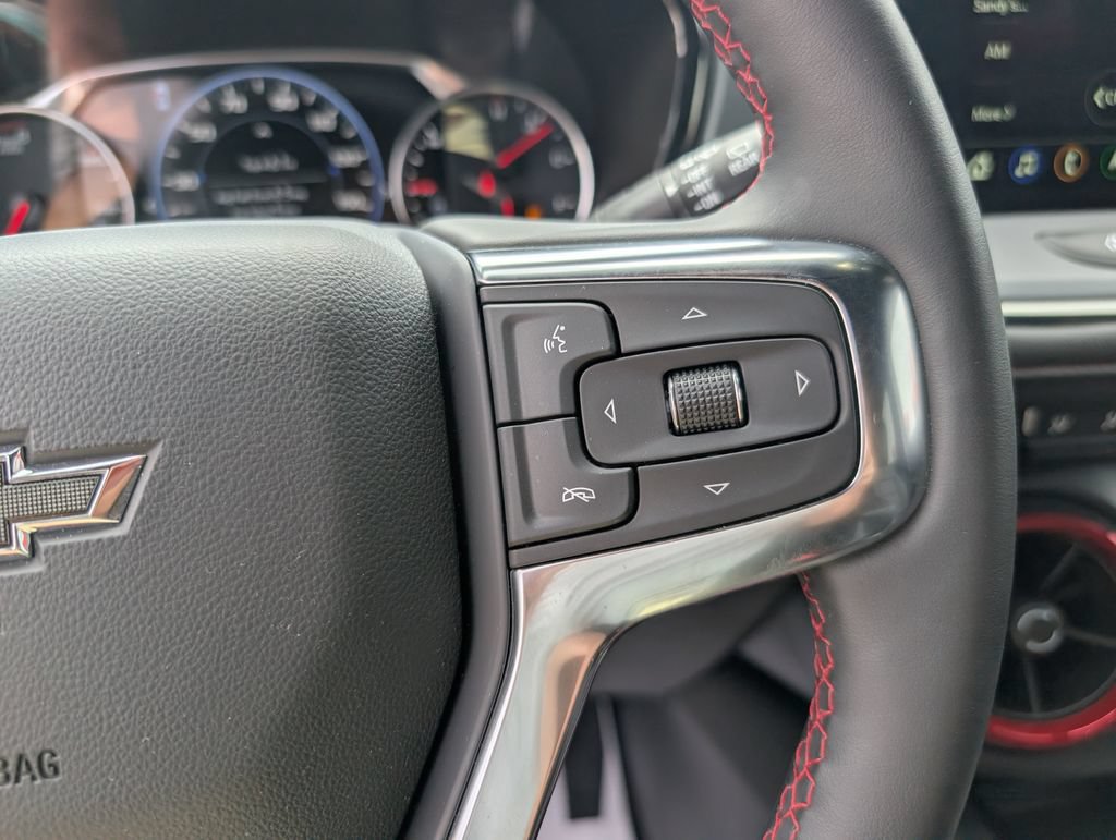 Used 2025 Chevrolet Blazer RS w/ Driver Confidence II Package FWD image 21