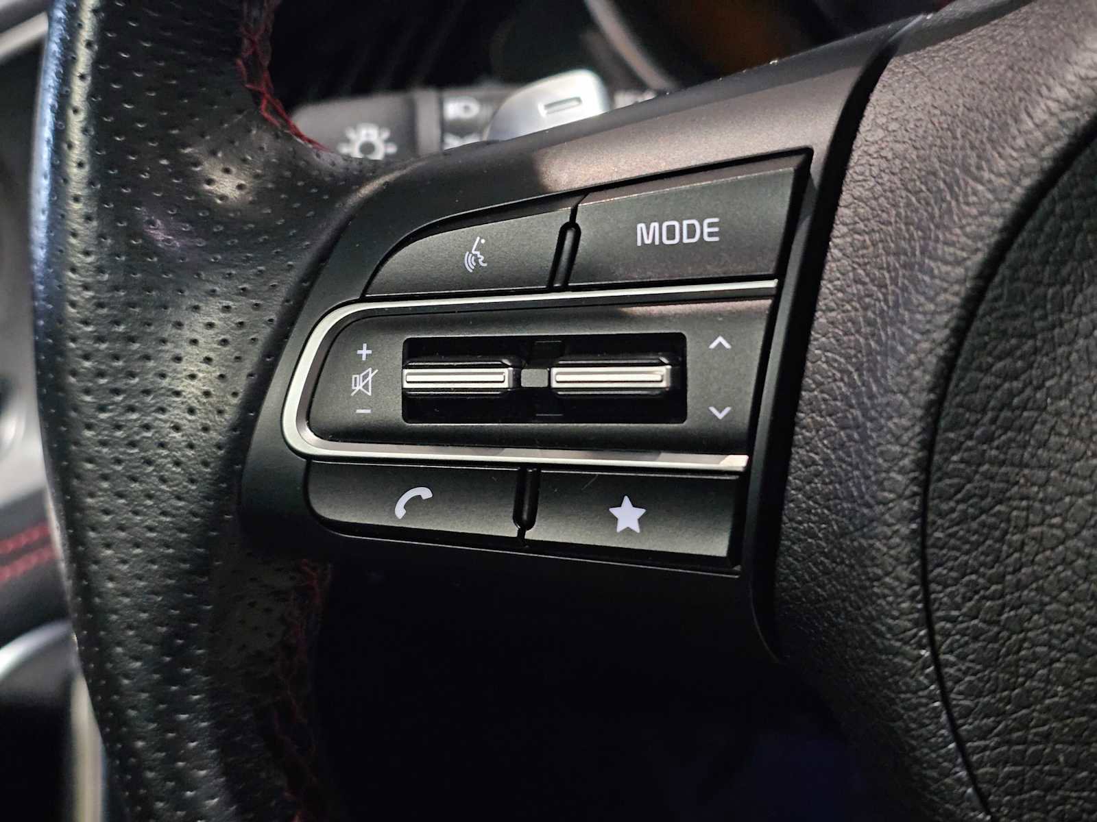 Used 2023 Kia Stinger GT2 w/ Option Group 015 image 25