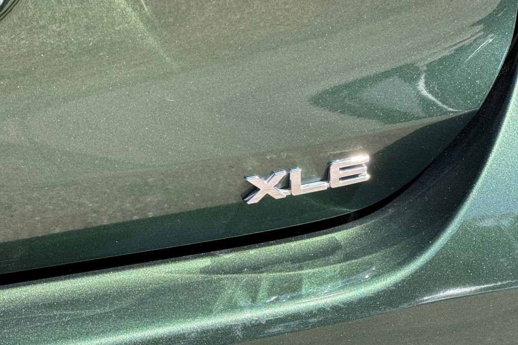 Certified 2025 Toyota Highlander XLE AWD/4WD image 28