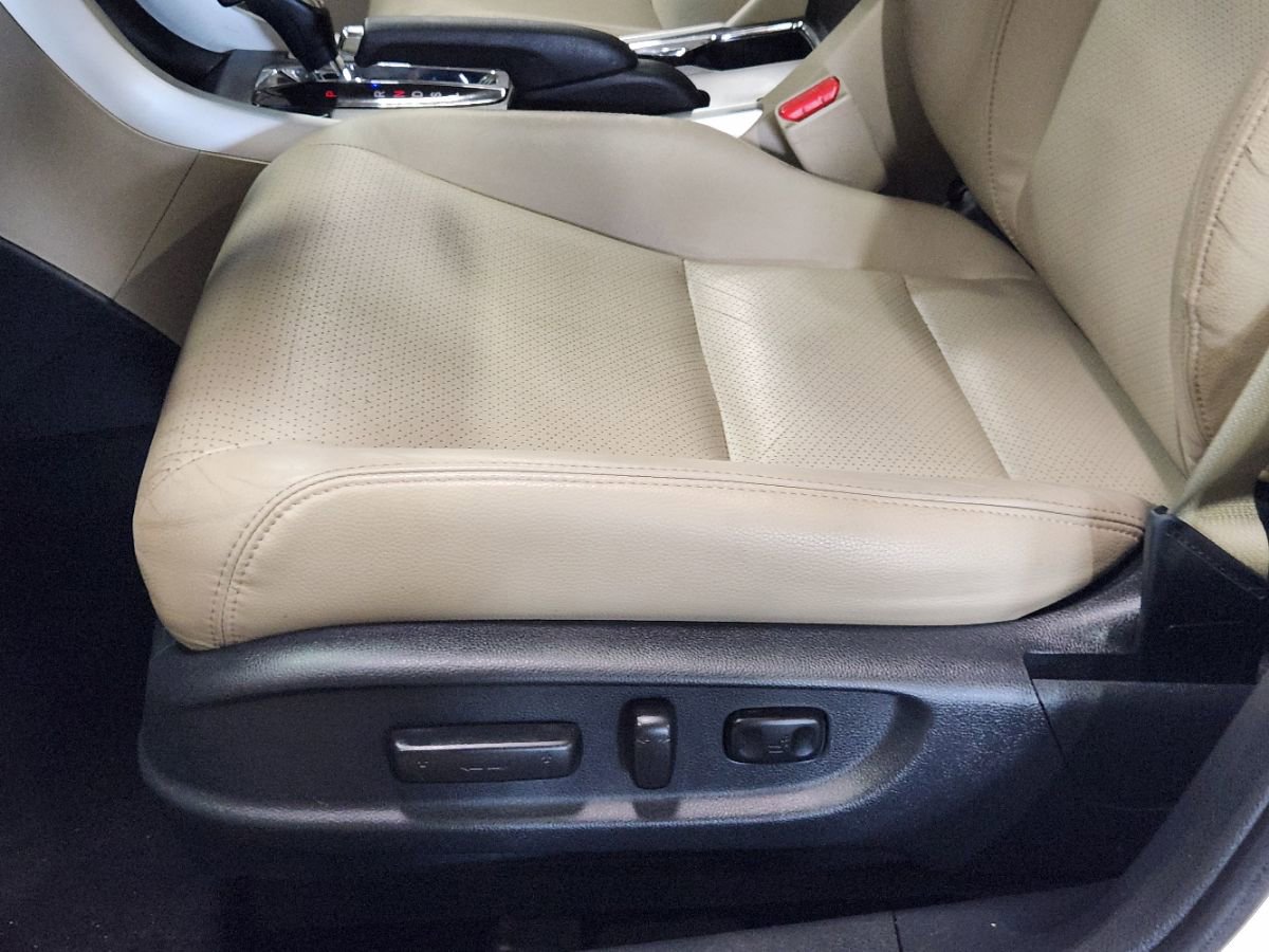 Used 2013 Honda Accord EX-L image 41