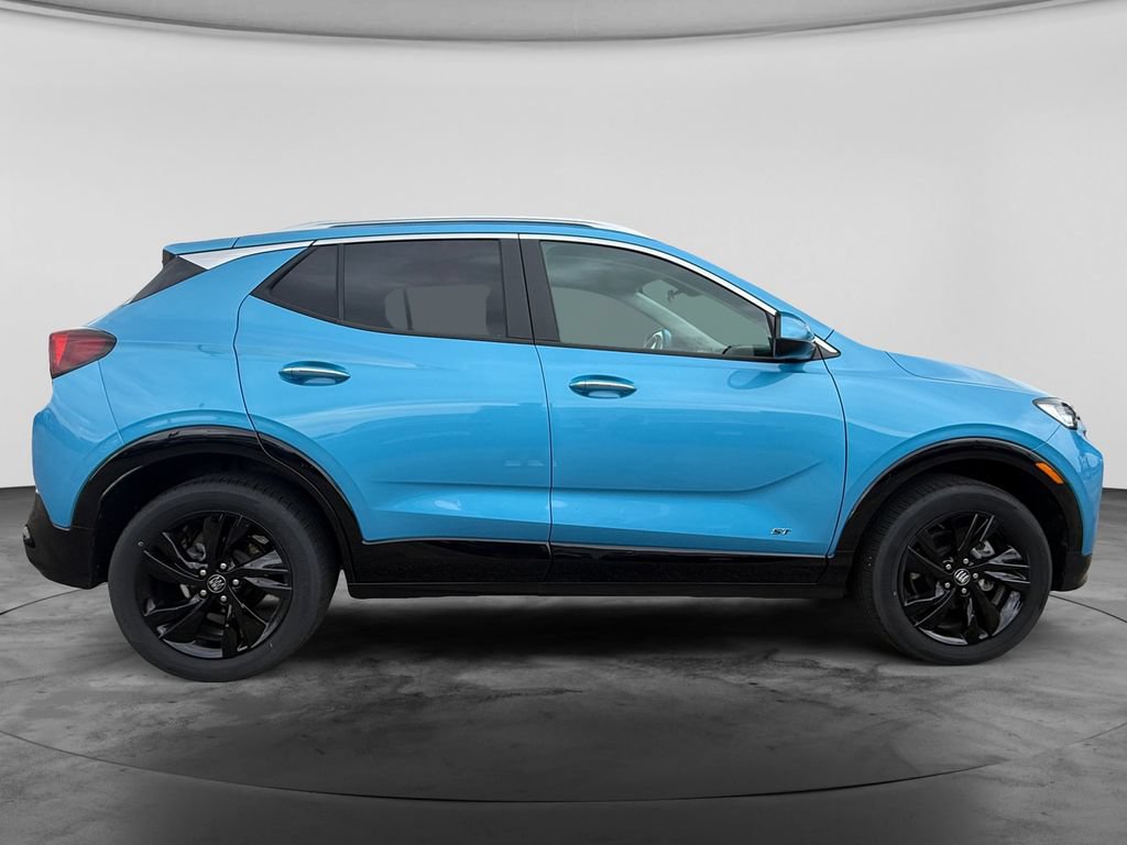 Used 2026 Buick Encore GX Sport Touring w/ Comfort Package AWD/4WD image 11