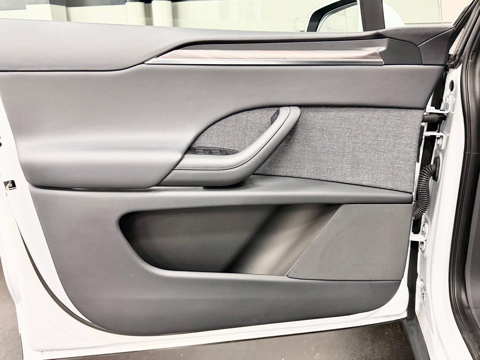 Used 2022 Tesla Model X AWD/4WD image 20