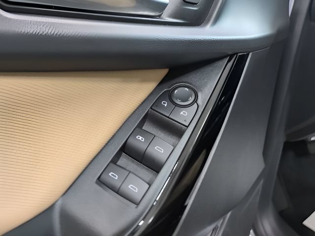 Used 2025 Chevrolet Equinox ACTIV w/ Safety and Technology Package AWD/4WD image 20