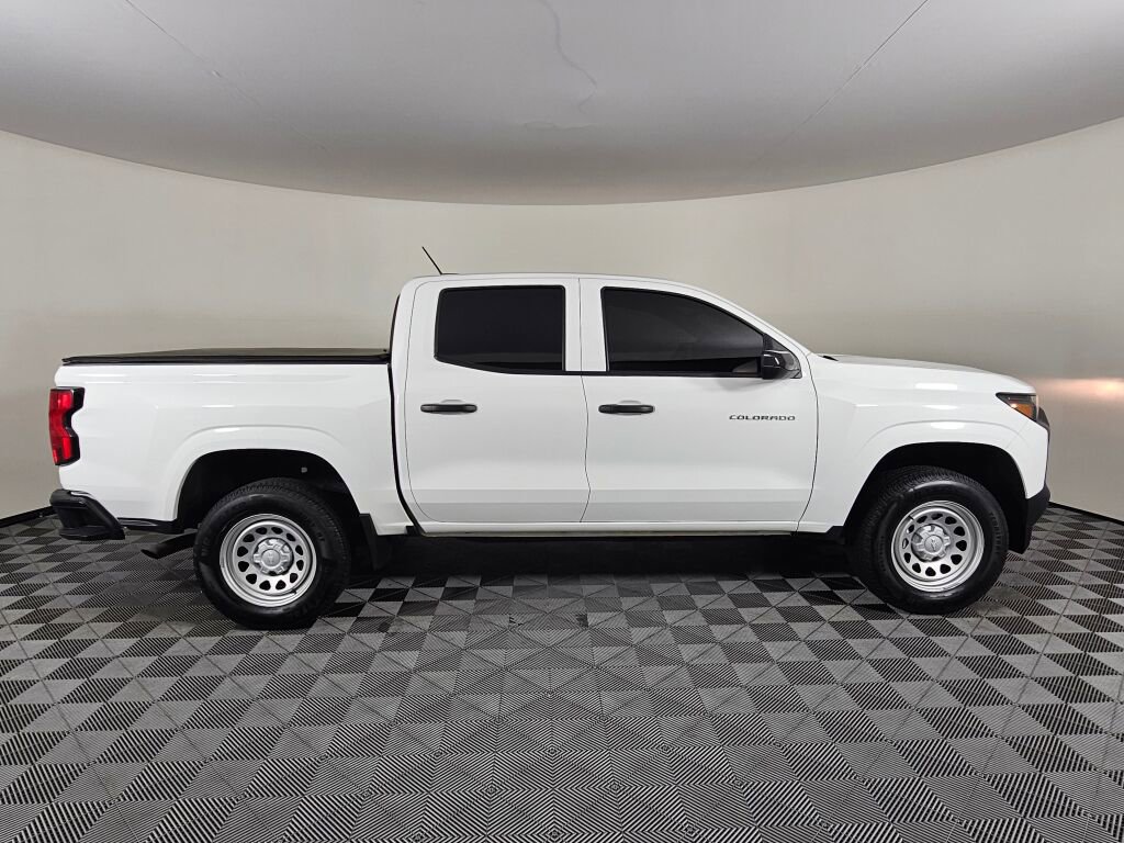 Used 2024 Chevrolet Colorado W/T w/ Safety Package image 2