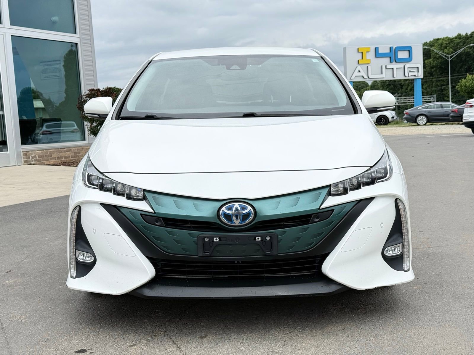 Used 2017 Toyota Prius Prime Advanced FWD image 5