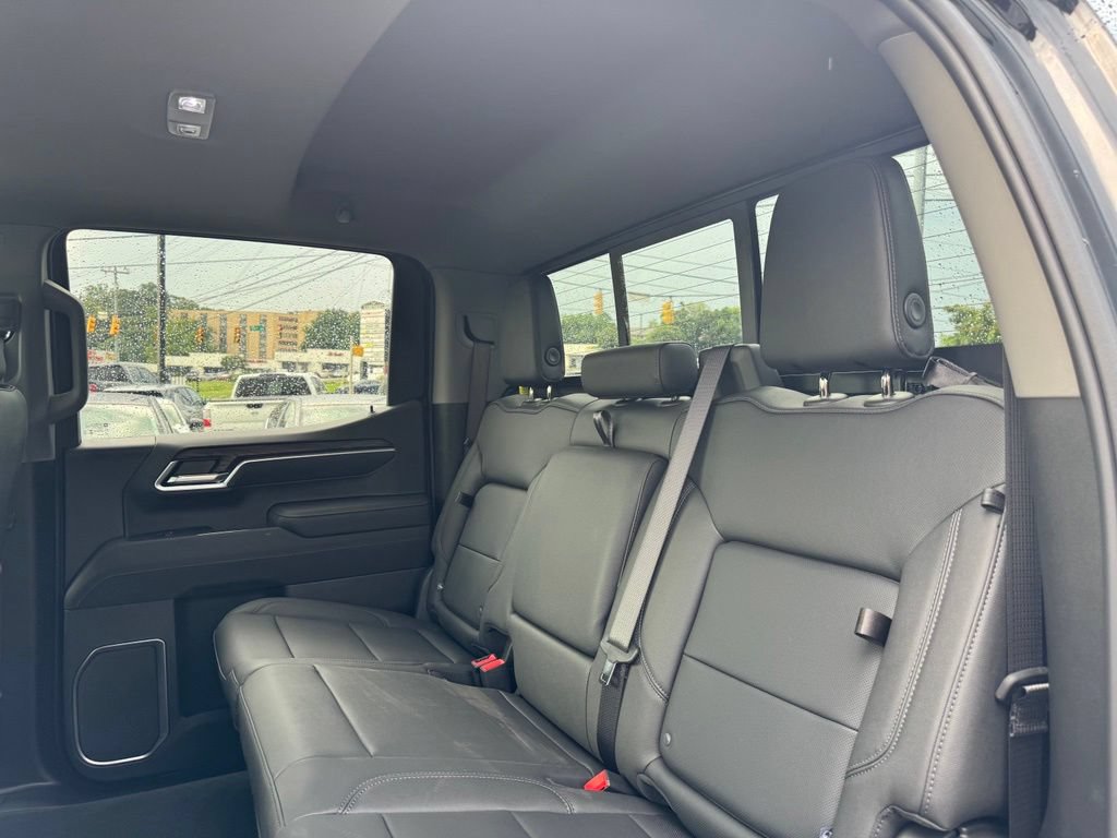 New 2026 GMC Sierra 1500 SLT w/ SLT Premium Plus Package AWD/4WD image 31