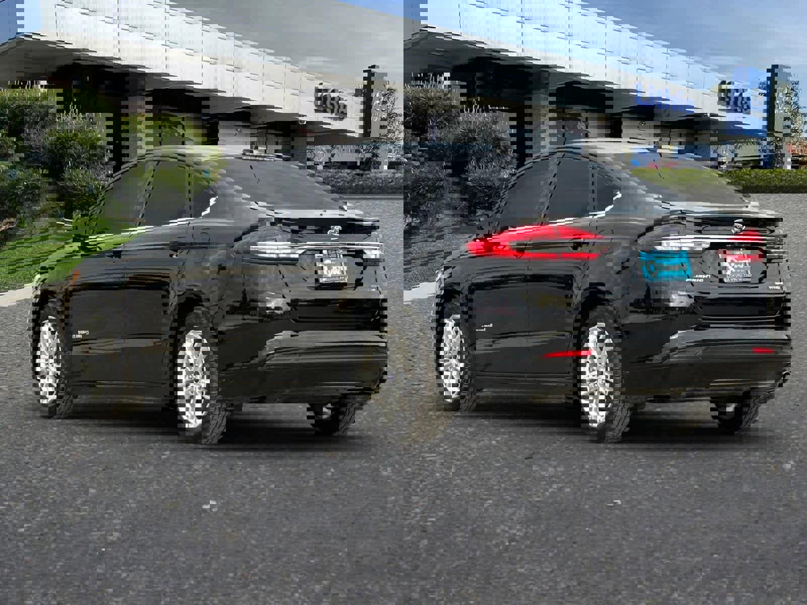 Used 2018 Ford Fusion S image 6