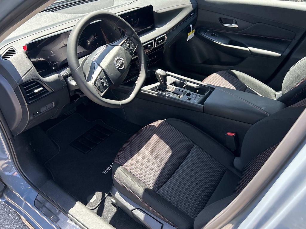 New 2026 Nissan Sentra SR w/ Floor Mat Package FWD image 13