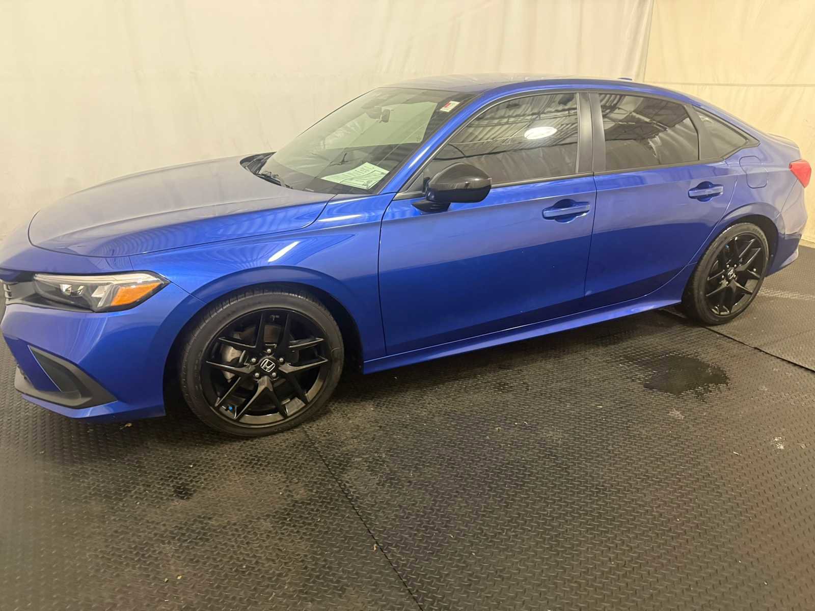 Used 2024 Honda Civic Sport image 2