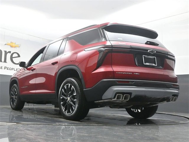 New 2026 Chevrolet Traverse LT w/ Sun and Wheel Package image 5