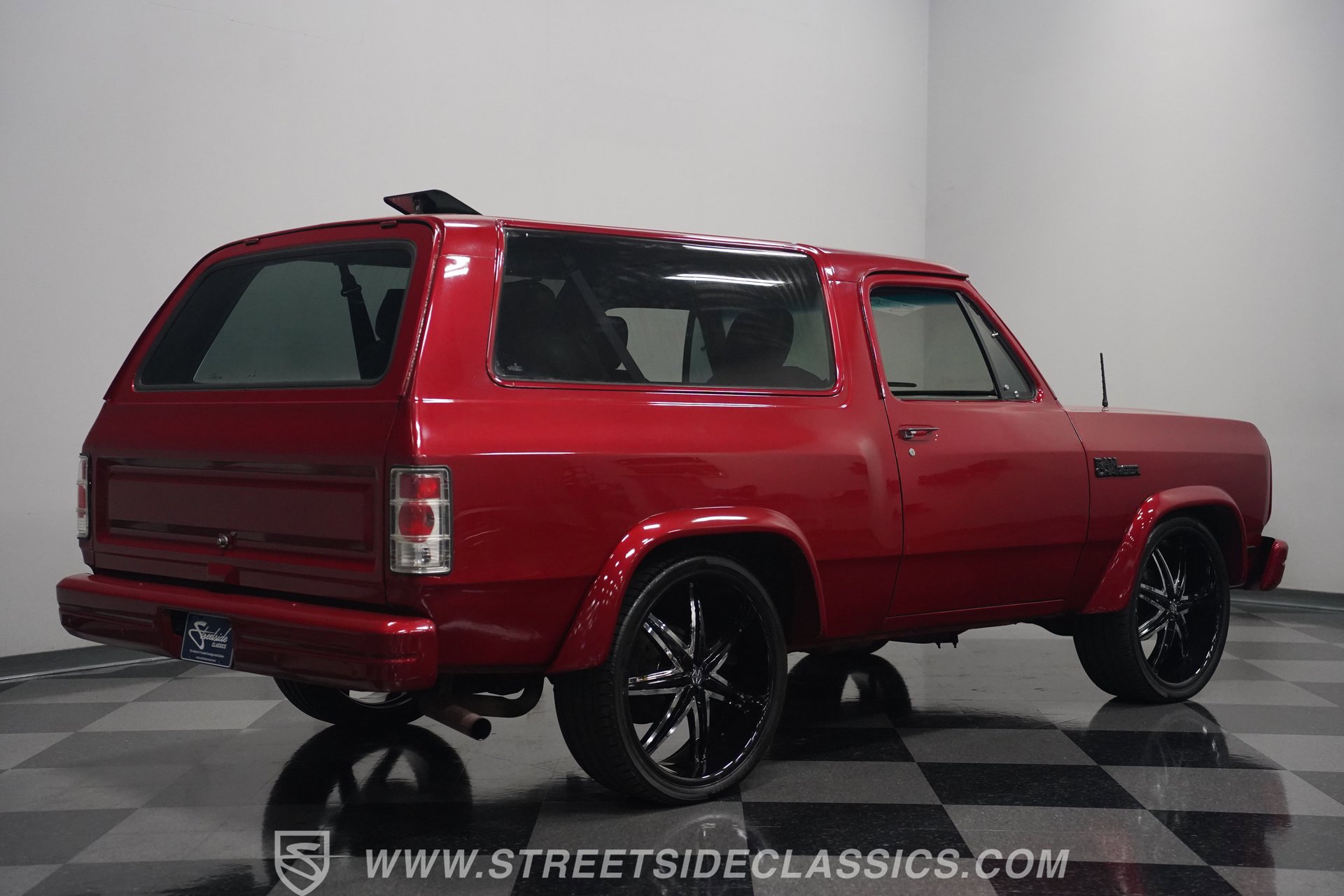 Used 1992 Dodge Ramcharger 2WD image 15