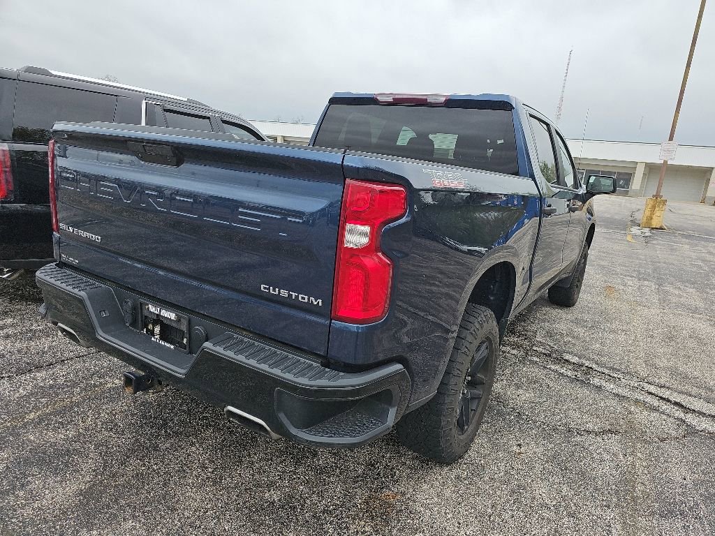 Used 2019 Chevrolet Silverado 1500 Custom Trail Boss w/ Custom Convenience Package AWD/4WD image 13