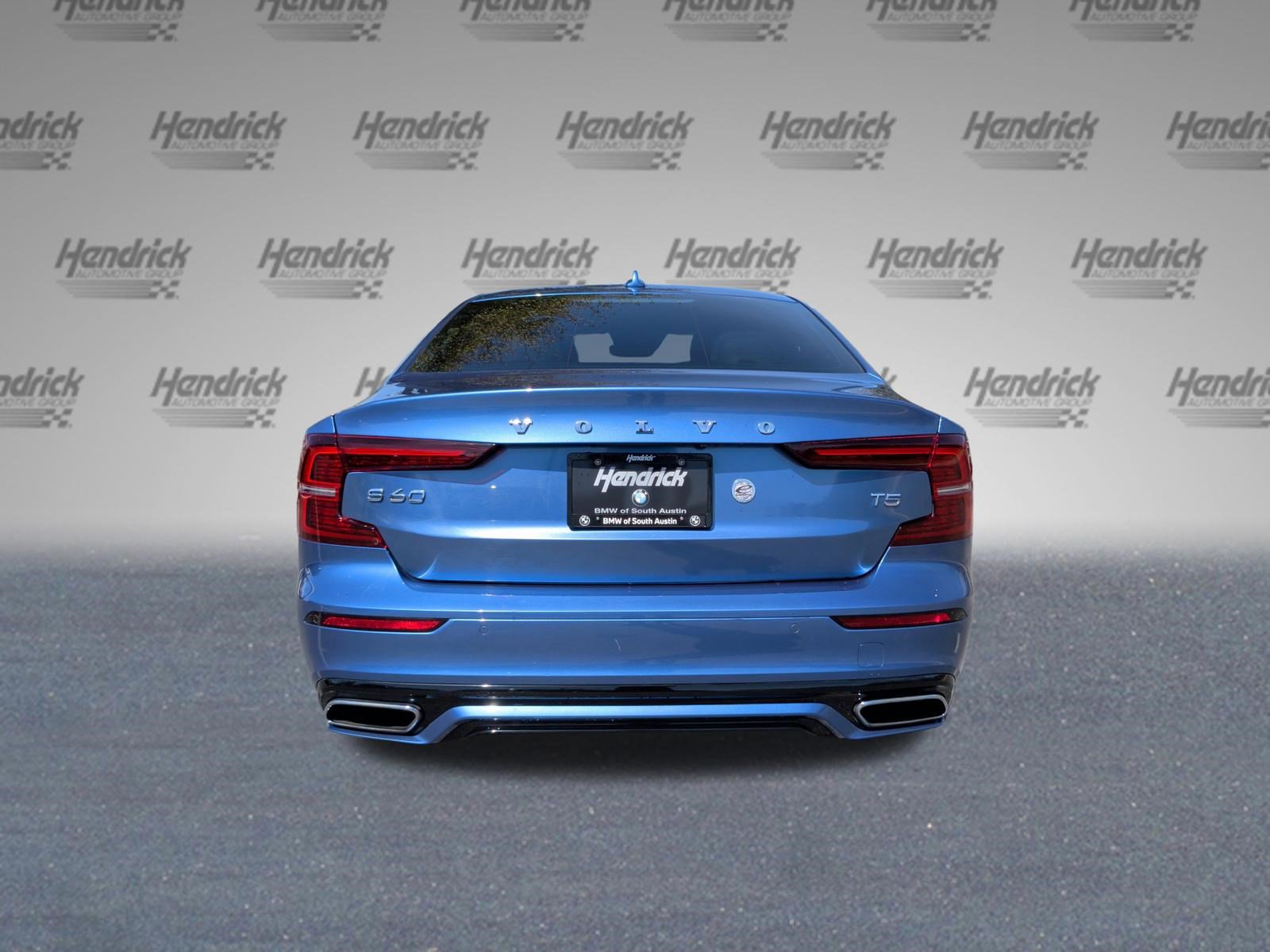 Used 2021 Volvo S60 T5 R-Design image 8