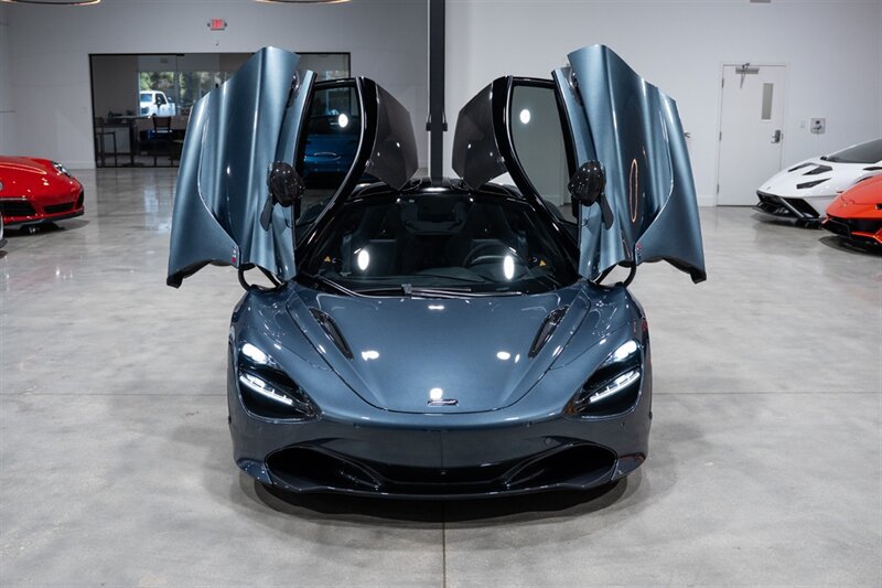 Used 2018 McLaren 720S Performance RWD image 33