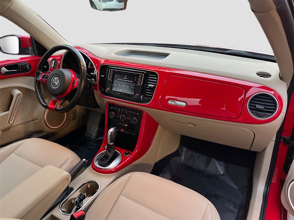 Used 2019 Volkswagen Beetle 2.0T SE image 28