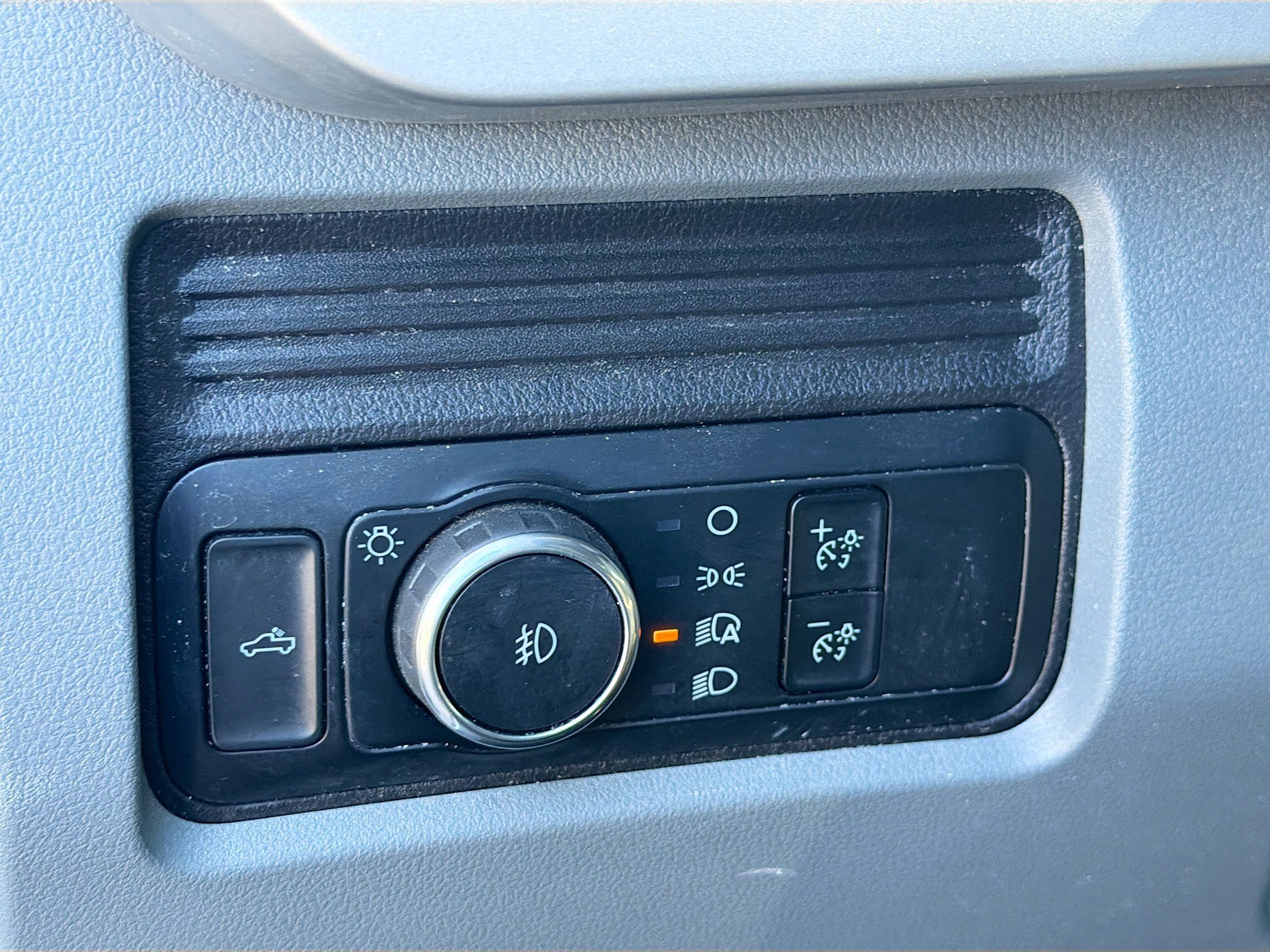 Used 2025 Ford F250 XLT image 32