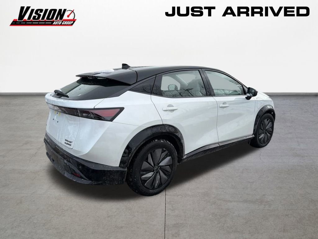 Used 2024 Nissan Ariya AWD image 5