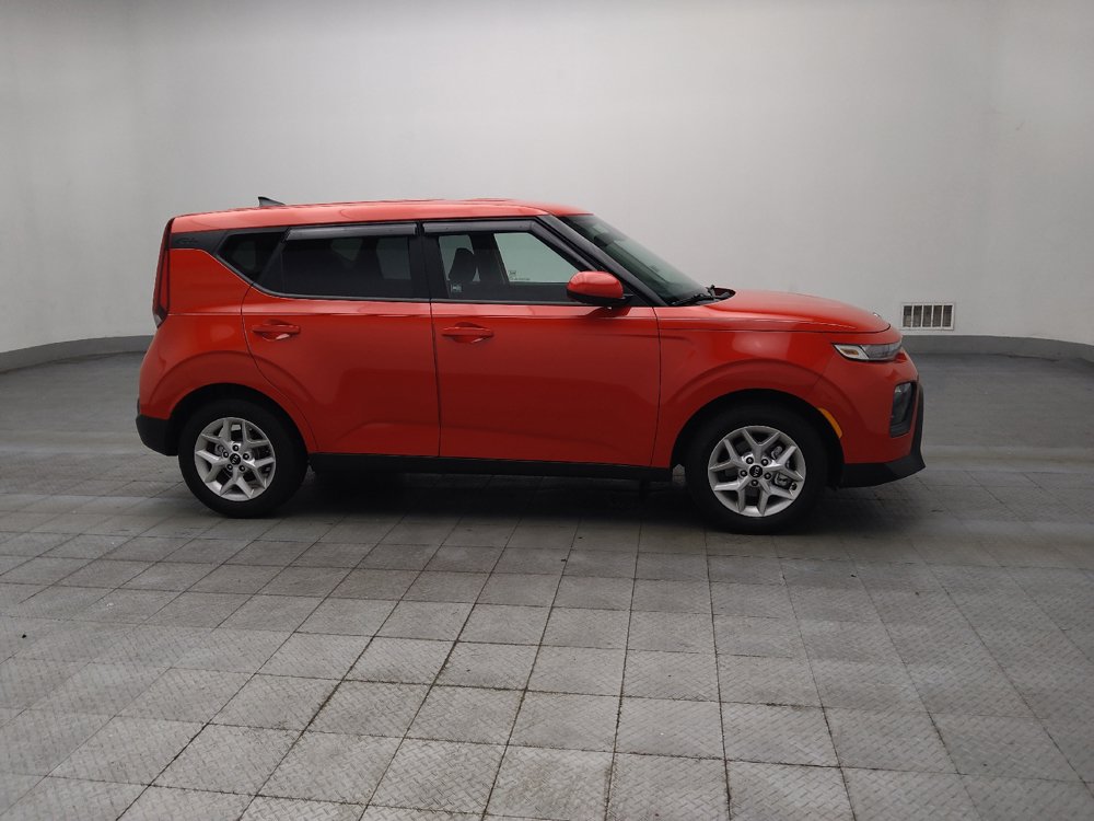 Used 2020 Kia Soul S FWD image 11