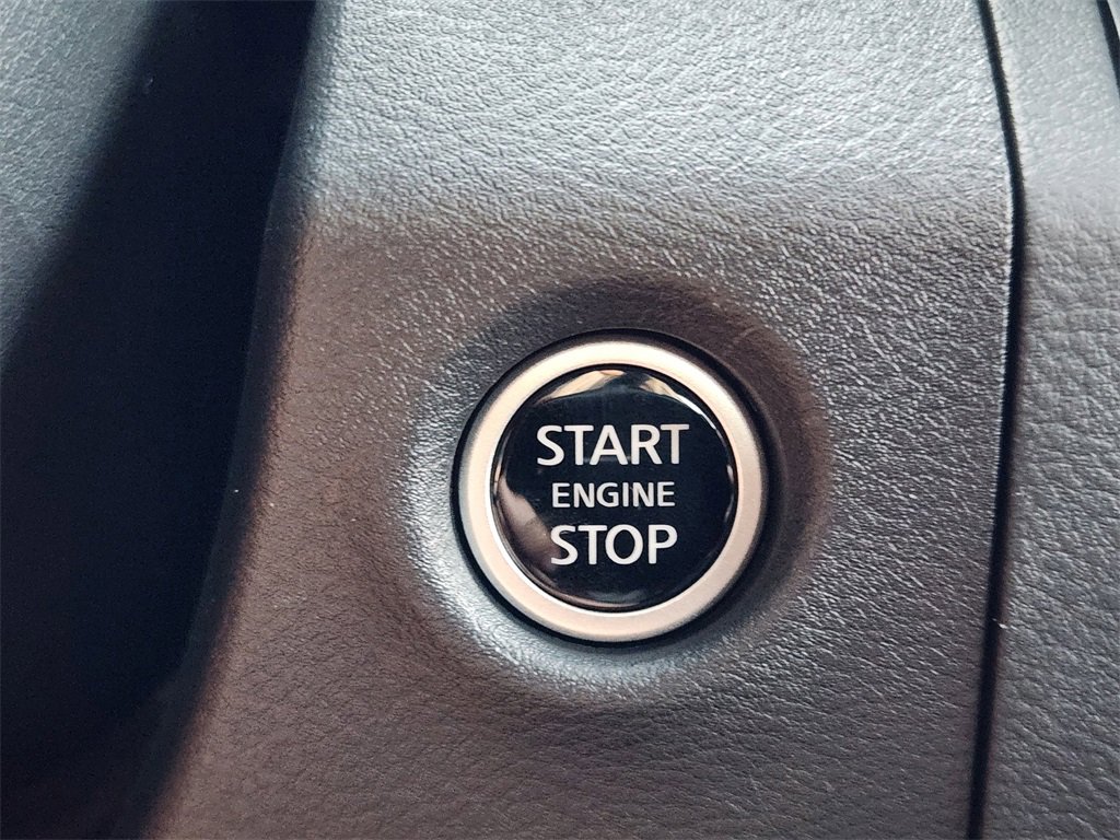 New 2025 Nissan Frontier PRO-4X image 16