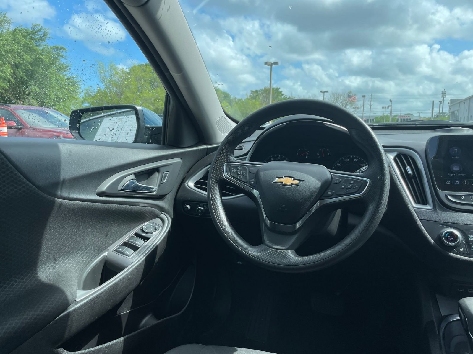 Used 2024 Chevrolet Malibu LT image 34