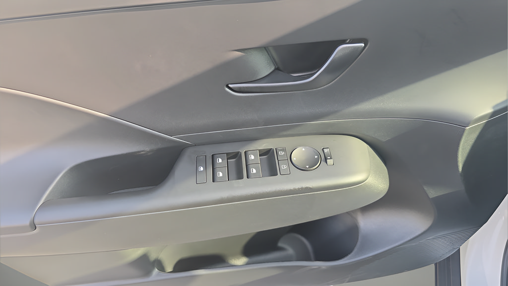 New 2026 Hyundai Kona SE FWD image 15