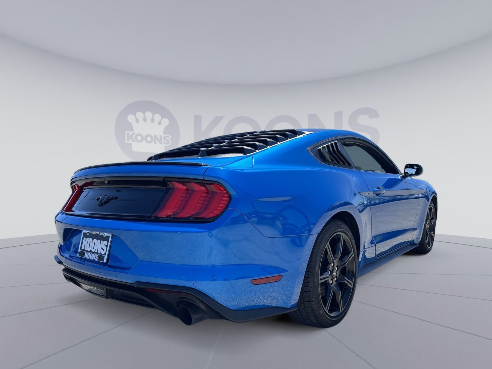 Used 2019 Ford Mustang Coupe w/ Equipment Group 101A RWD image 16