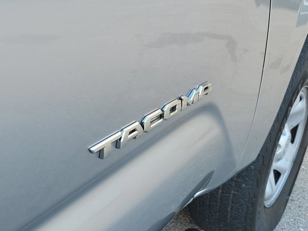 Used 2022 Toyota Tacoma SR5 image 11