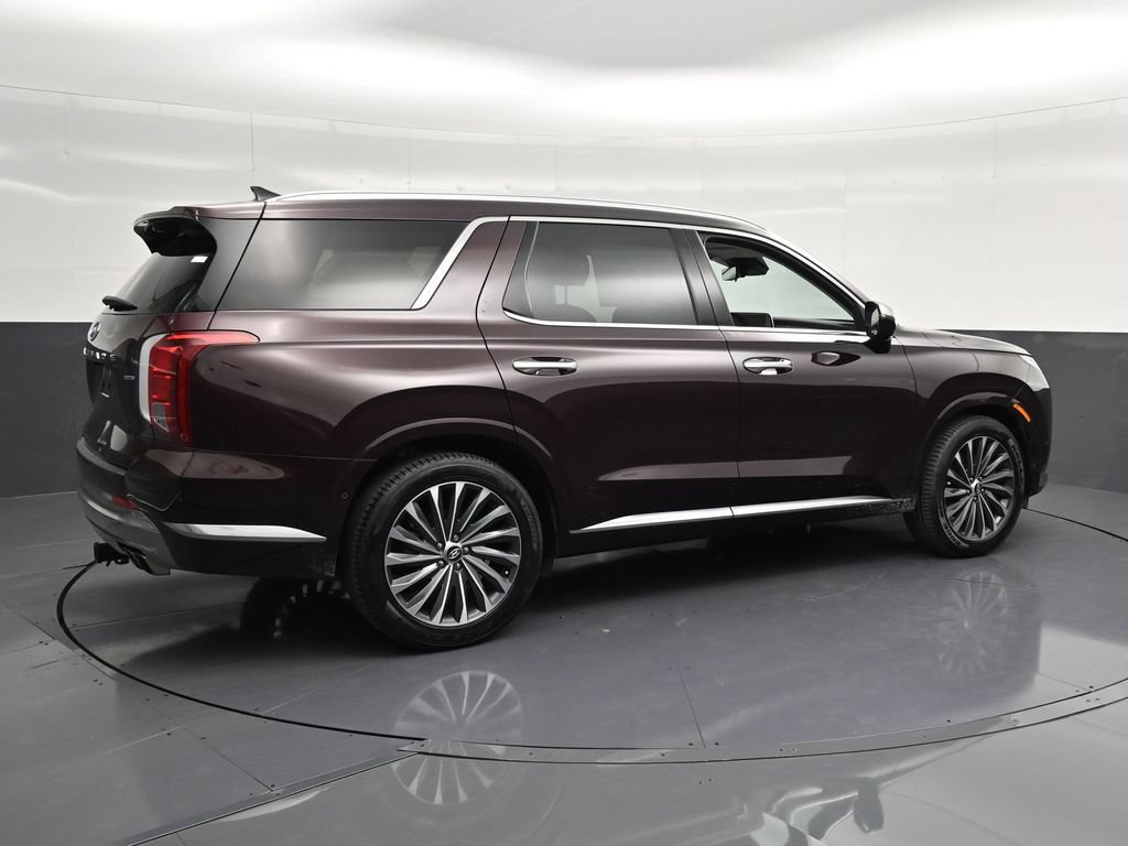 Used 2025 Hyundai Palisade Calligraphy AWD/4WD image 3