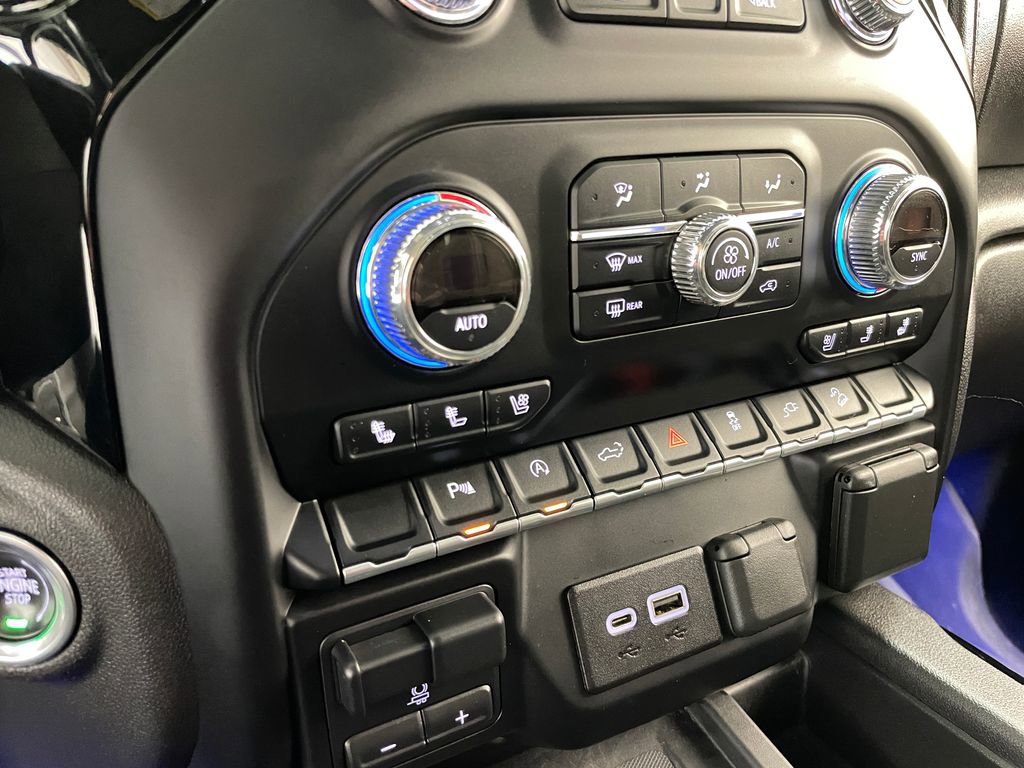 Used 2019 GMC Sierra 1500 AT4 w/ AT4 Premium Package image 10