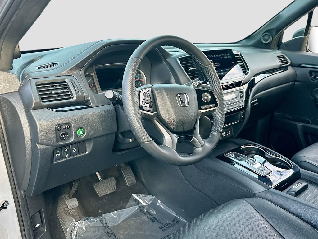 Used 2020 Honda Passport Touring image 9