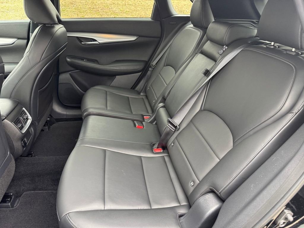 Used 2021 INFINITI QX50 Luxe w/ Appearance Package AWD/4WD image 9