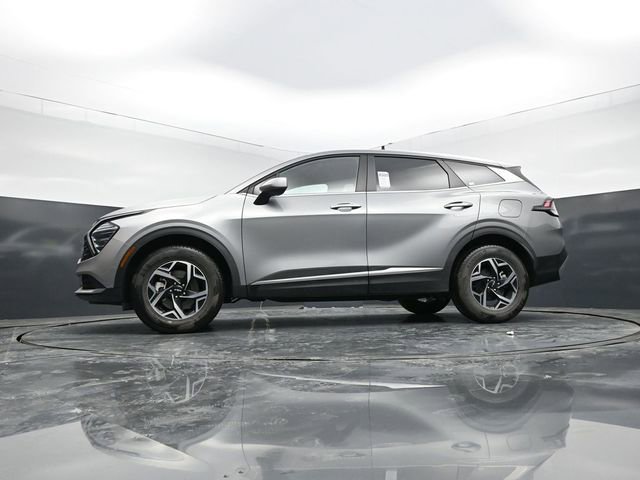 Used 2024 Kia Sportage LX image 45