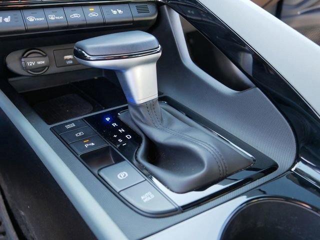 Used 2024 Hyundai Elantra Limited image 28