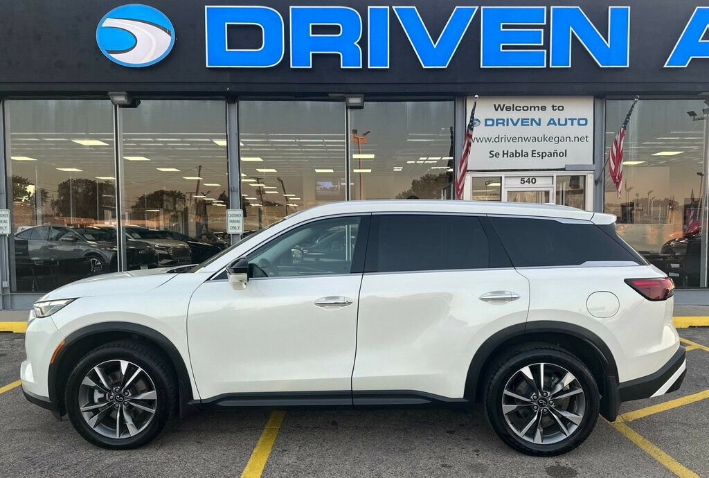 Used 2023 INFINITI QX60 Luxe w/ Cargo Package image 2