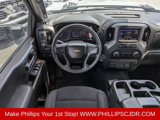 Used 2024 Chevrolet Silverado 2500 Custom w/ Custom Value Package AWD/4WD image 15