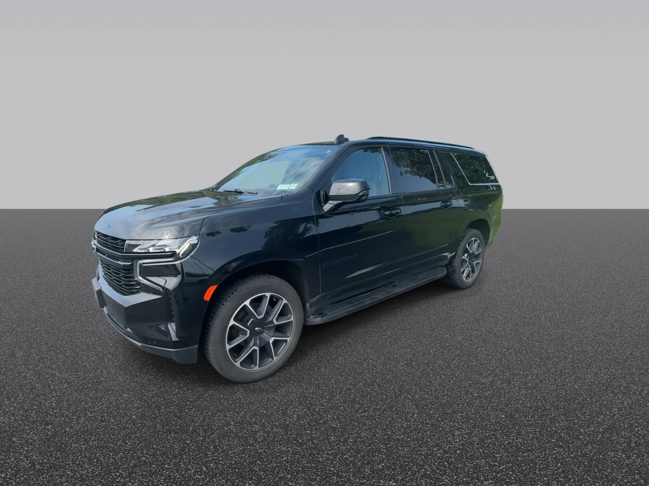 Used 2023 Chevrolet Suburban RST w/ Luxury Package AWD/4WD image 5