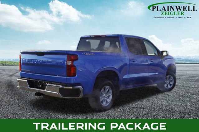 Used 2025 Chevrolet Silverado 1500 LT image 3