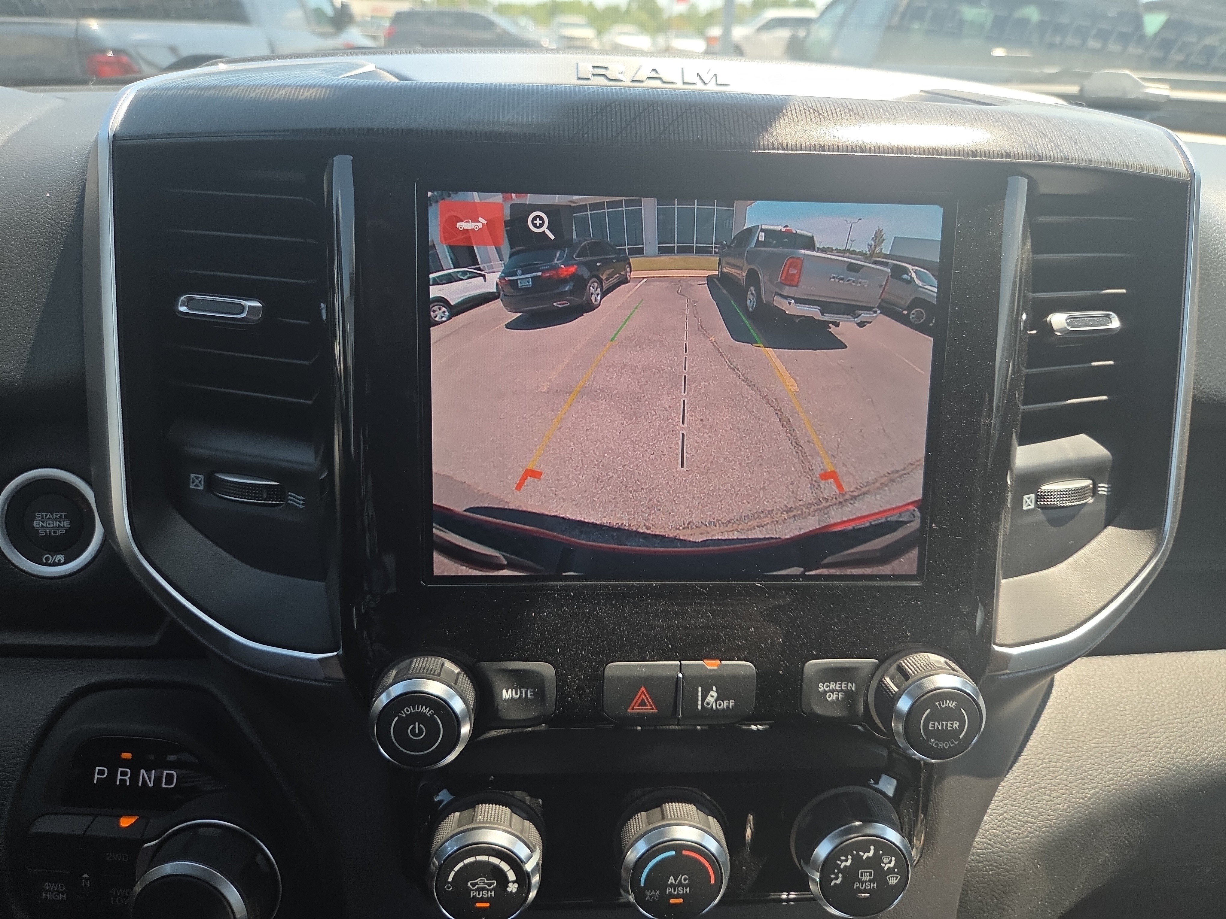 New 2026 RAM 1500 Express AWD/4WD image 11