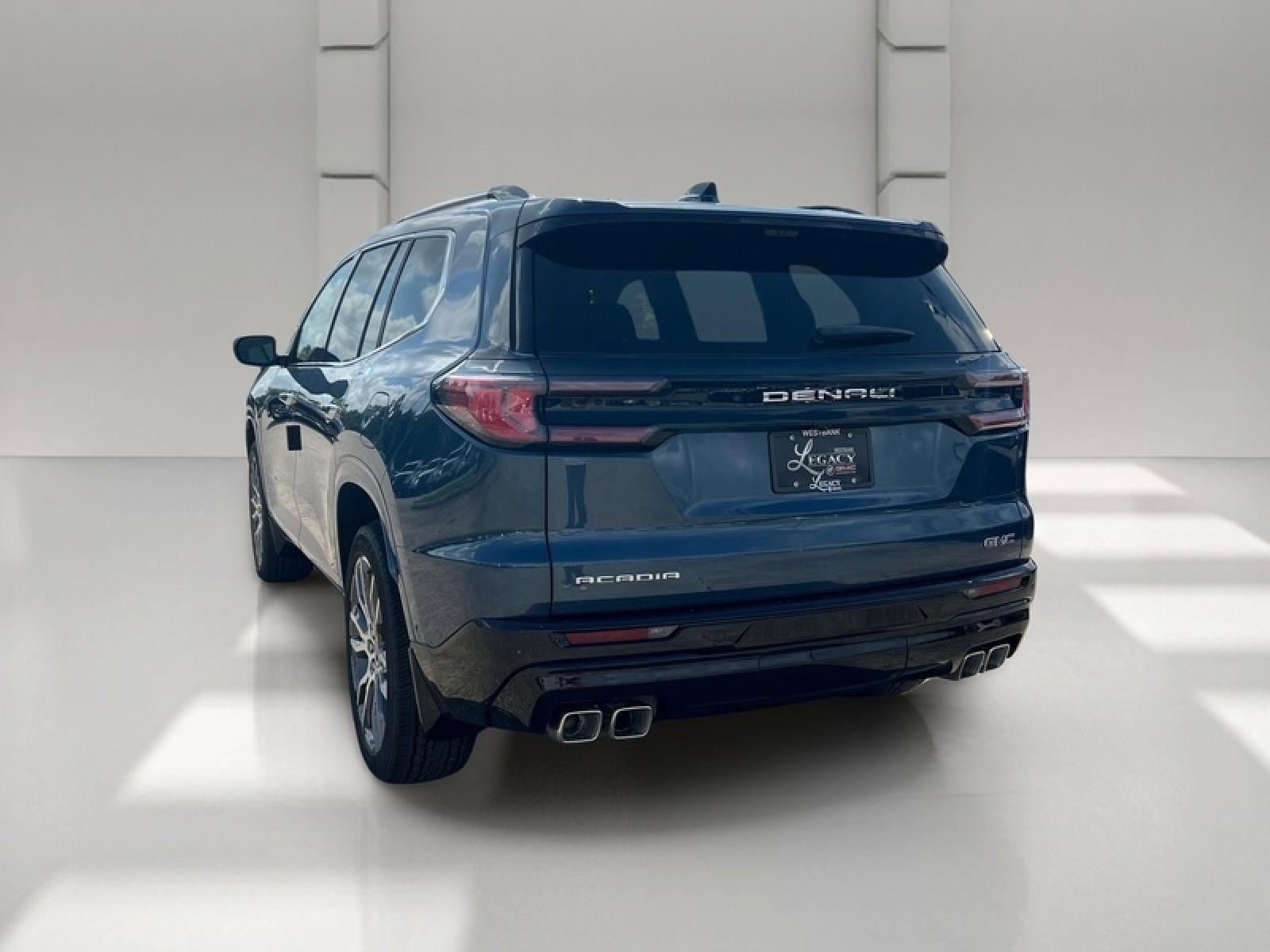 New 2026 GMC Acadia Denali Ultimate w/ LPO, Floor Liner Package FWD image 6