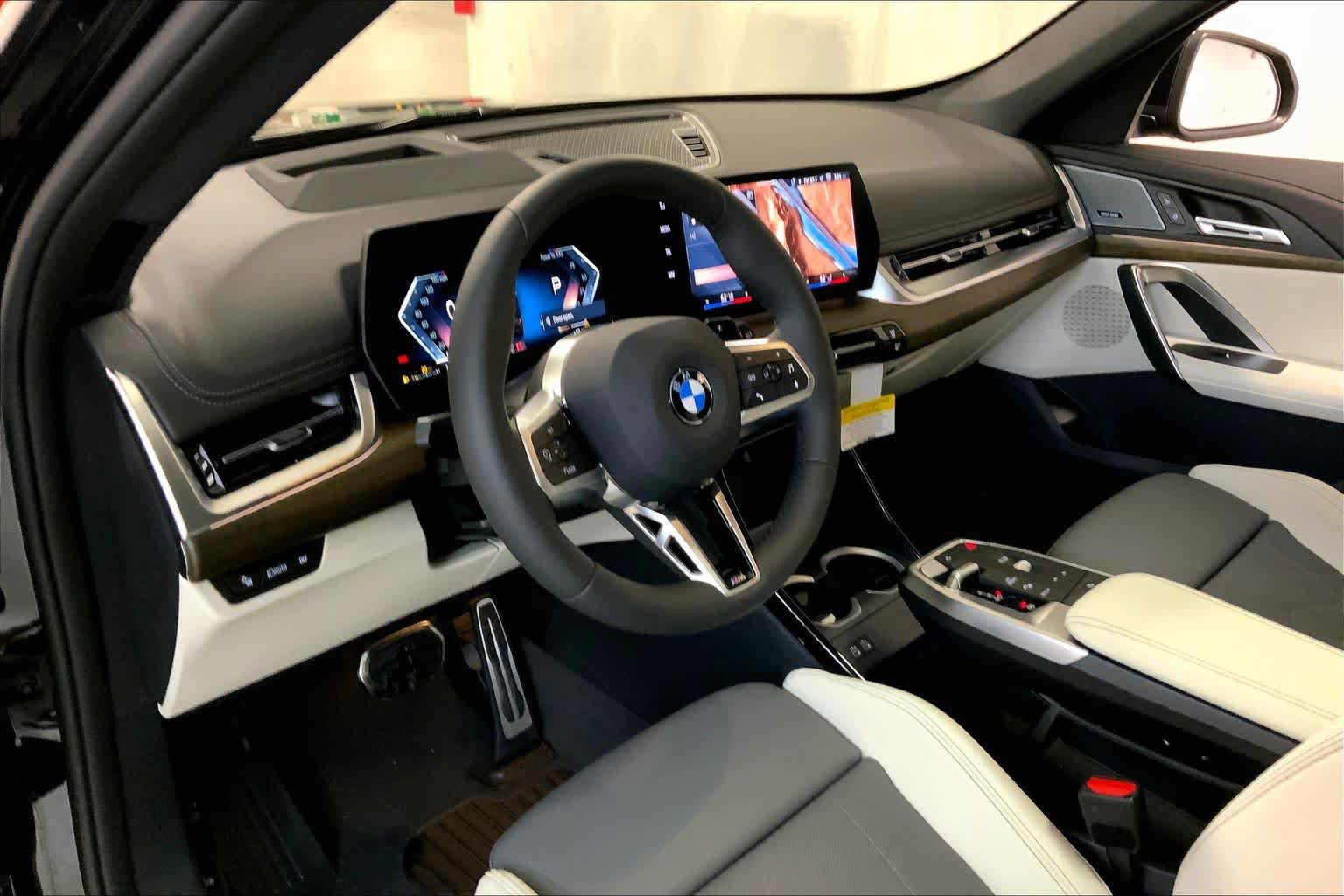 New 2026 BMW X1 xDrive28i w/ Technology Package AWD/4WD image 8