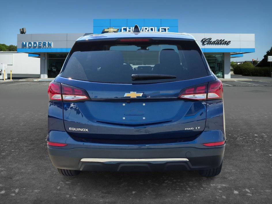 Used 2023 Chevrolet Equinox LT AWD/4WD image 4