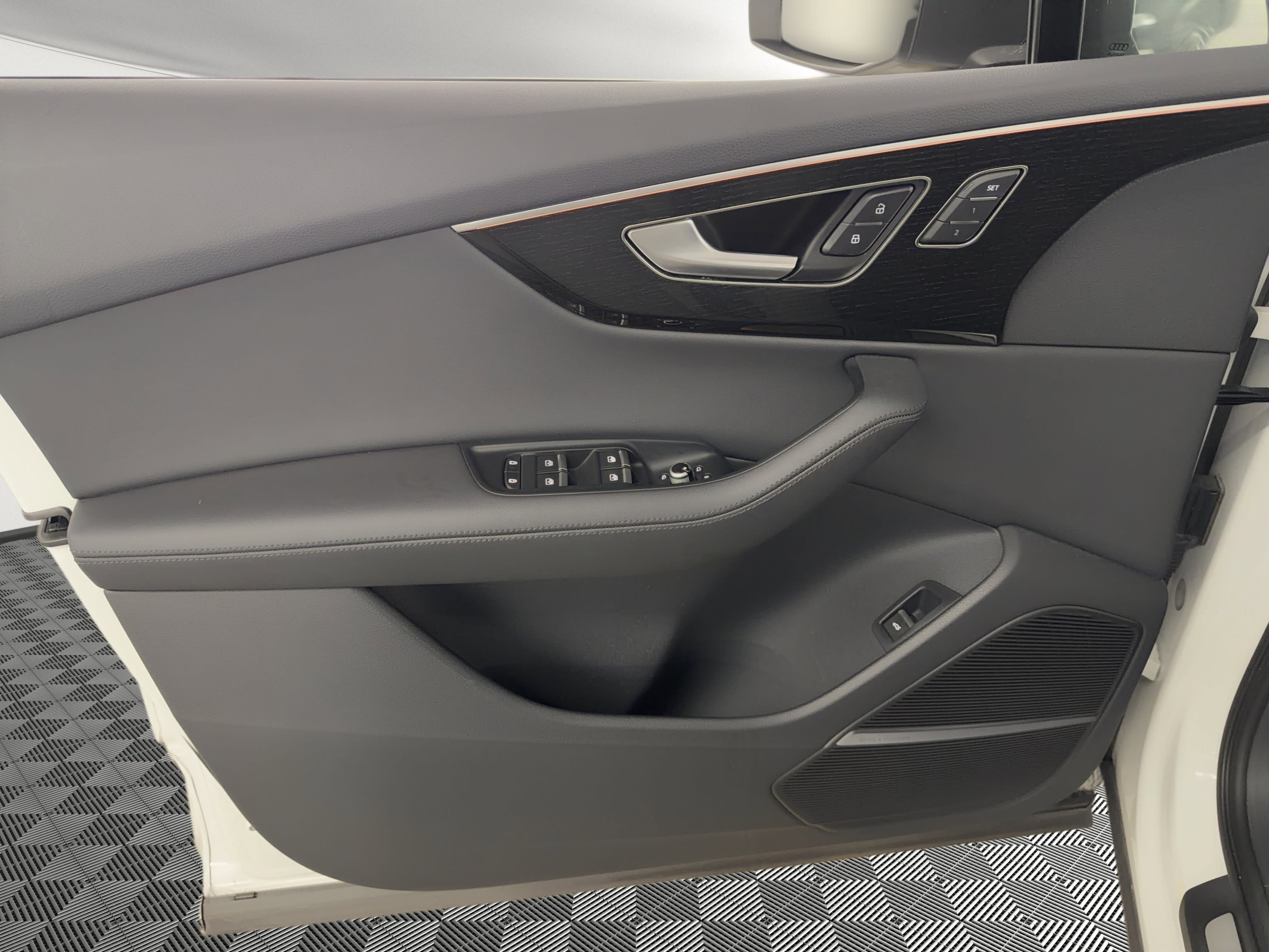 Certified 2023 Audi Q7 3.0T Premium Plus image 14