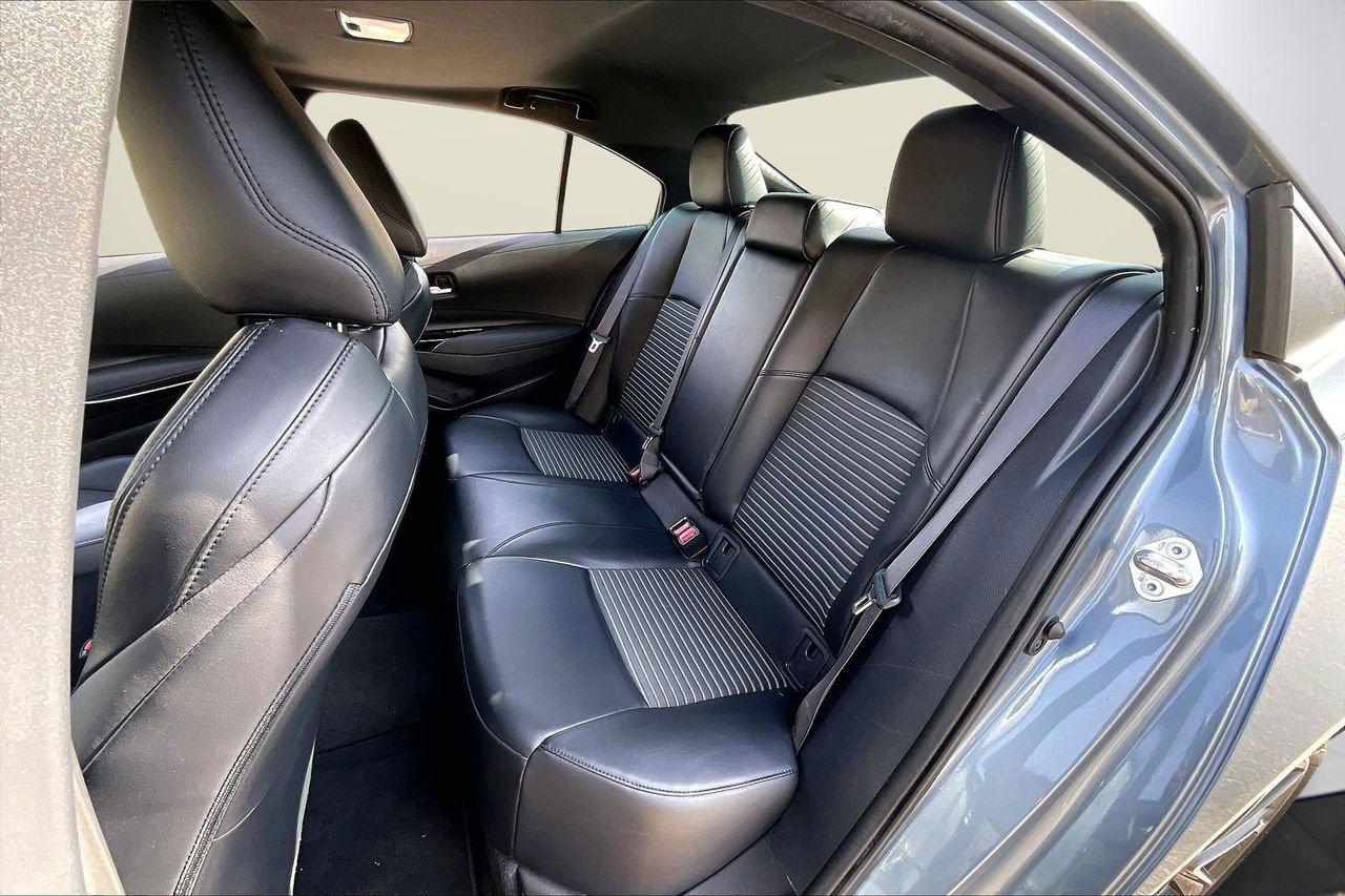 Used 2020 Toyota Corolla XSE image 23