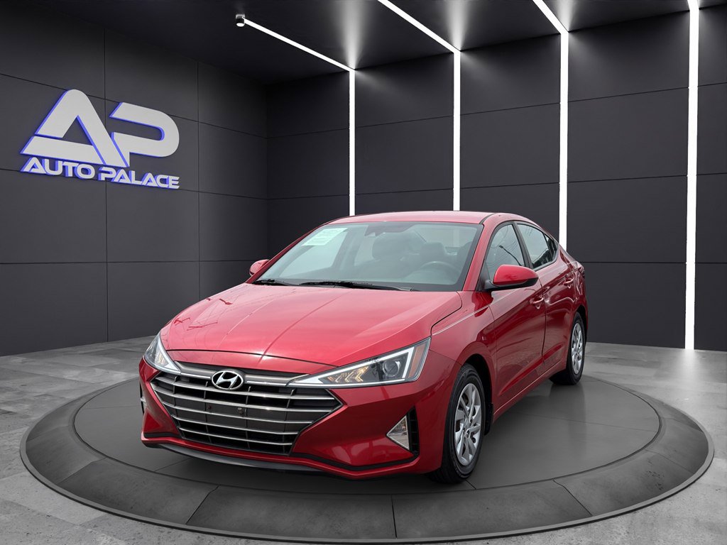 Used 2020 Hyundai Elantra SE FWD image 1