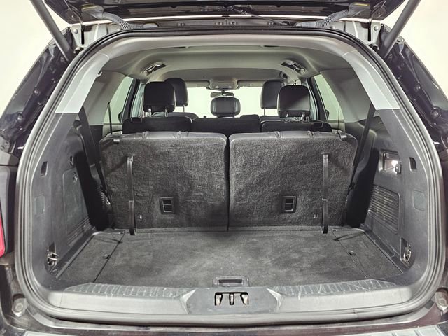 Used 2021 Ford Explorer XLT w/ Equipment Group 202A image 17