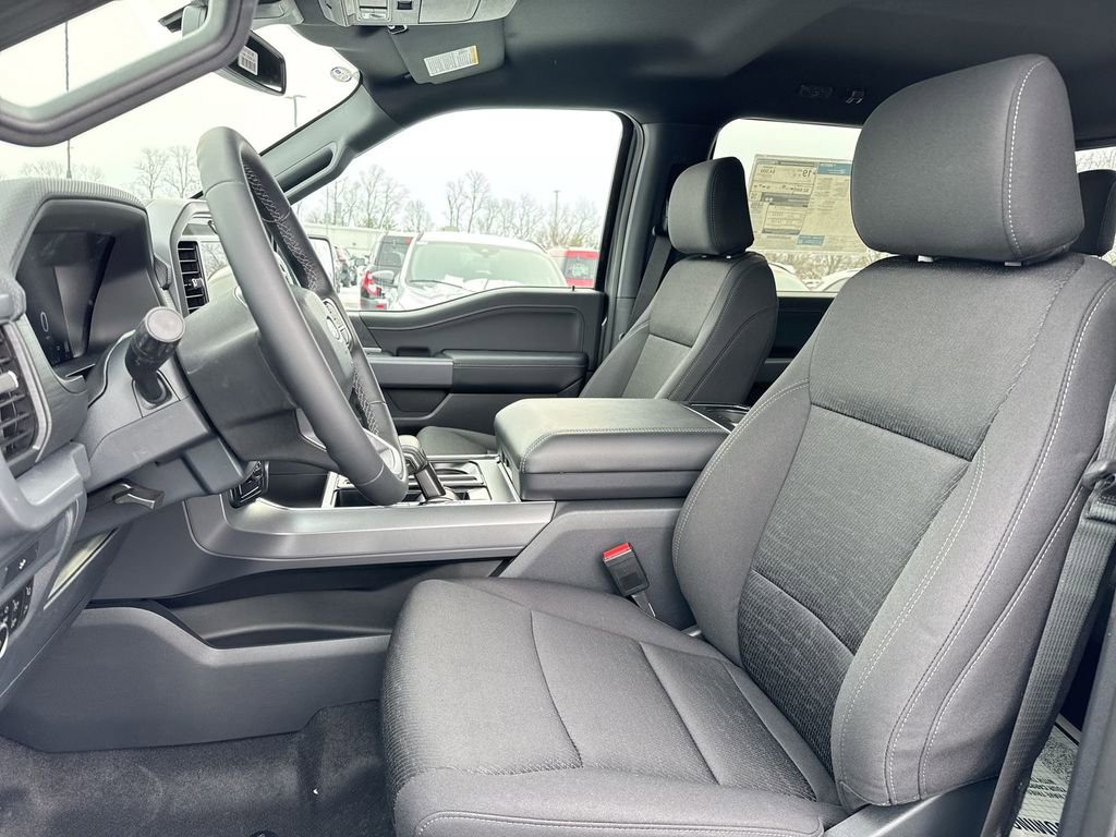 New 2026 Ford F150 XLT w/ Equipment Group 302A MID image 5