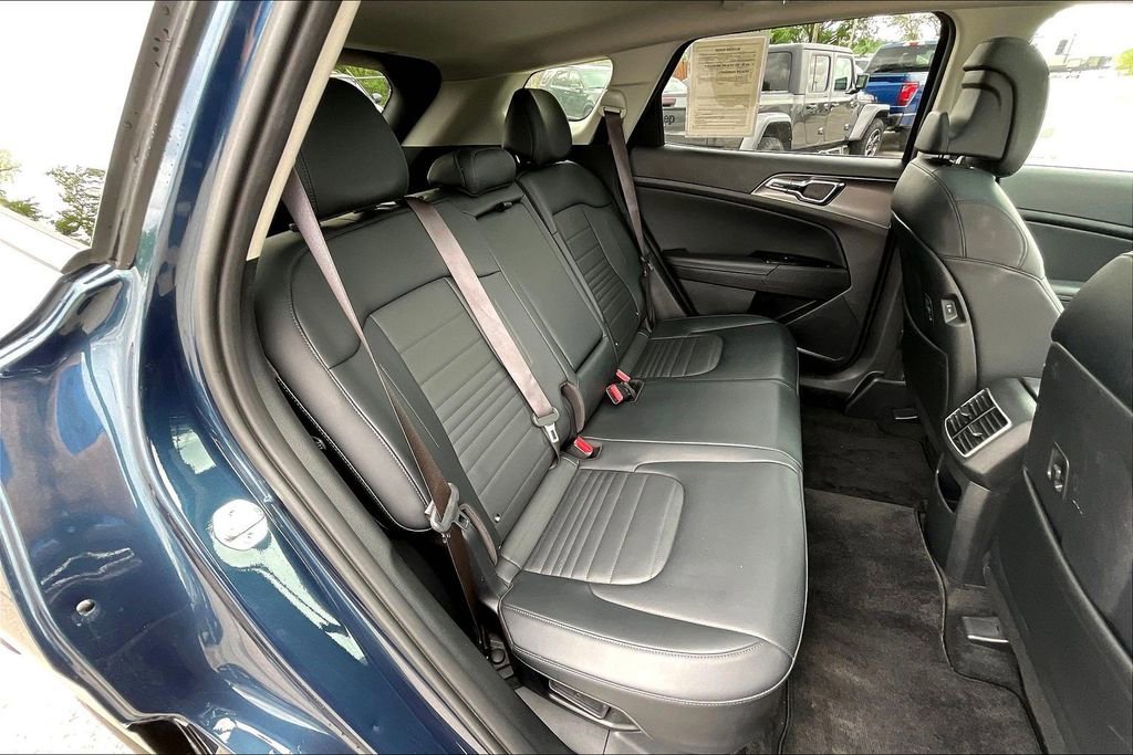 Used 2024 Kia Sportage SX Prestige image 29
