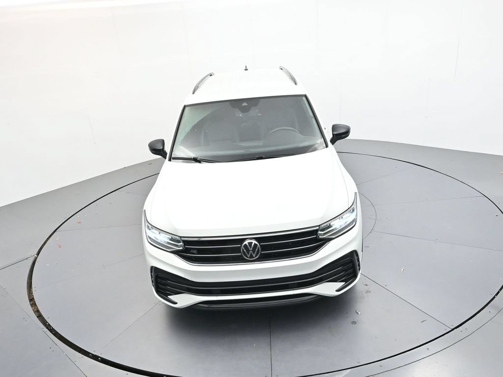 Used 2022 Volkswagen Tiguan SE R-Line FWD image 19