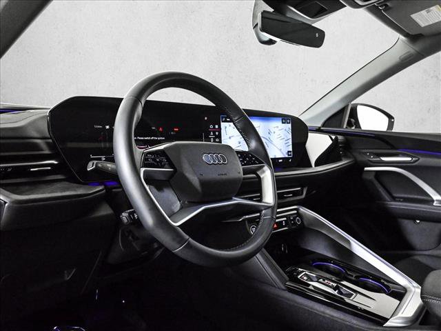 Certified 2025 Audi Q5 Premium w/ Convenience Package AWD/4WD image 10