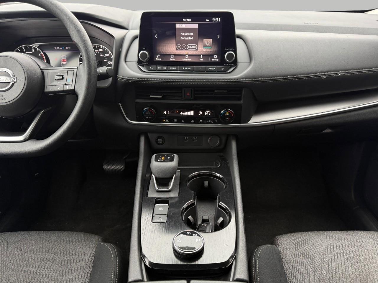 Used 2024 Nissan Rogue SV image 33